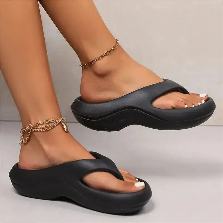 Finch | Women's Cushioned Flip Flops